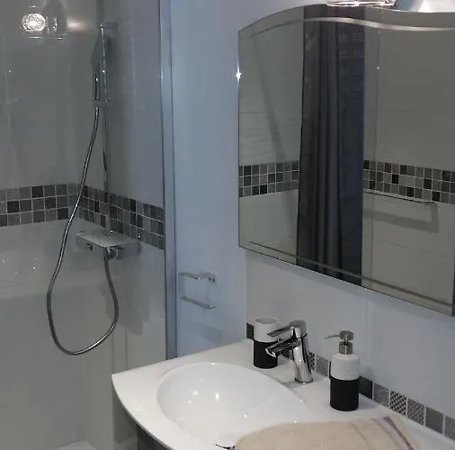 La 6 Des Hauts De * Sarlat